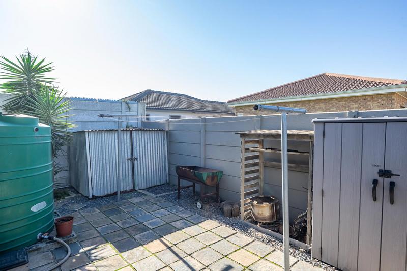 4 Bedroom Property for Sale in Viking Village Western Cape